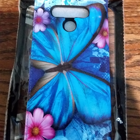 Phone case - Picture 2 of 3